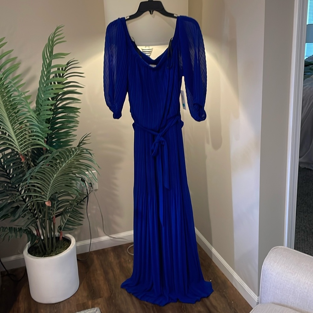 Woman’s Dress